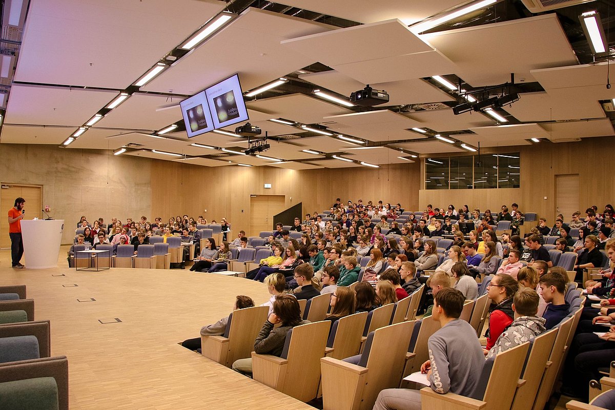 Daniels Marks Heincis, JFS