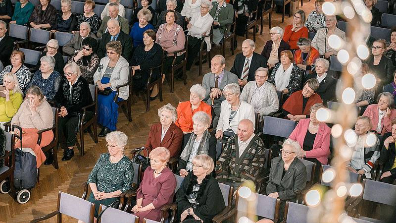 Mecenāts vairo LU Senioru kluba dzīvesprieku un saikni ar universitāti