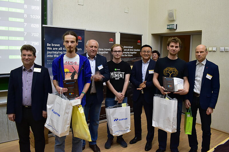 LU studenti izcīna uzvaru pasaules programmēšanas sacensību ceturtdaļfinālā