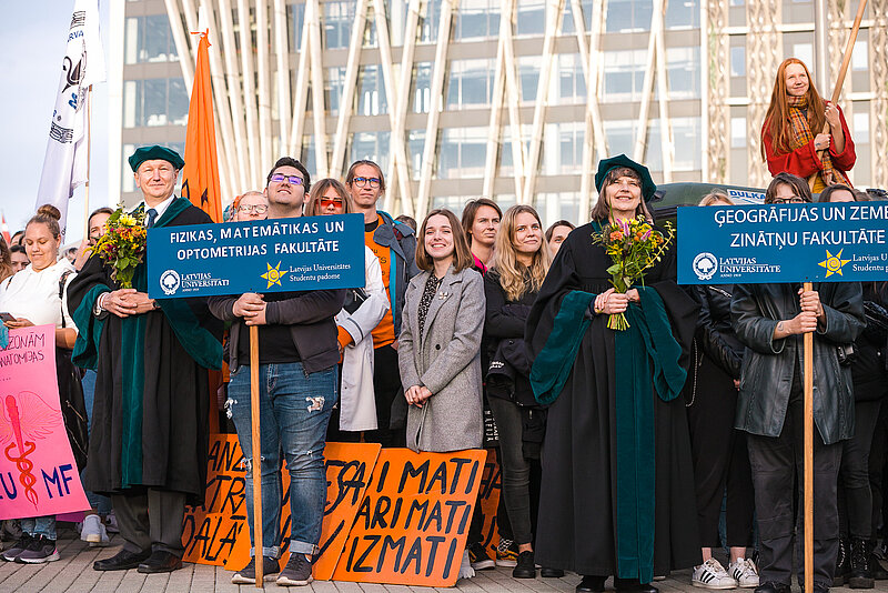 LU Akadēmisko centru pieskandina studentu balsis – jaunais studiju gads var sākties!