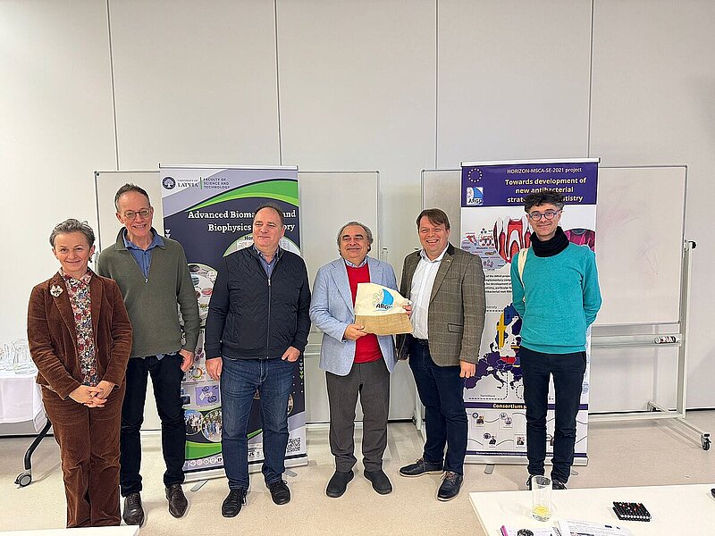 Research seminar "Nanomaterials for disease diagnostic and control"